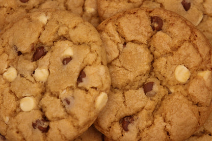 Milk & White Chocolate Chip Cookies