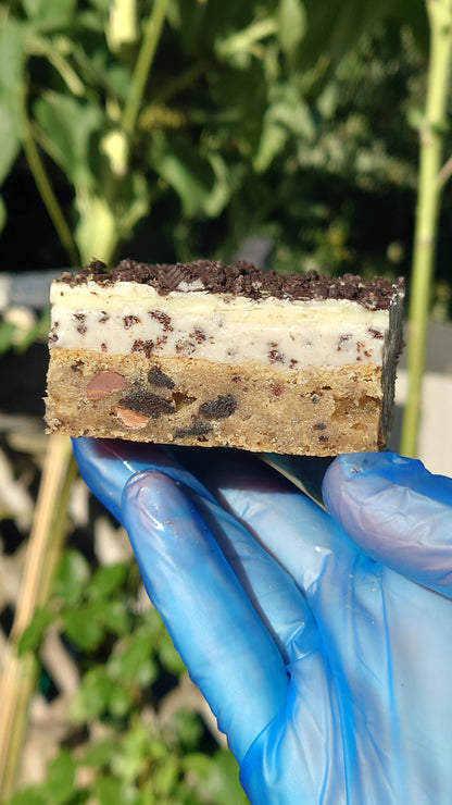 Oreo Cookie Squares
